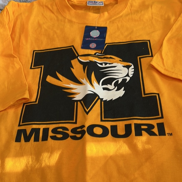 NWT Missouri University Short Sleeve Shirt - Picture 2 of 3